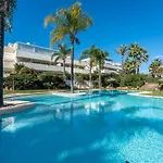 Apartament Altos De Banus I Momento *