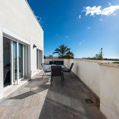 Altos De Banus I Momento 아파트