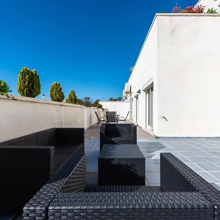 Altos De Banus I Momento 아파트